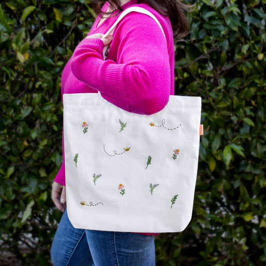 Bee on the Go Tote Bag Beginner Kit